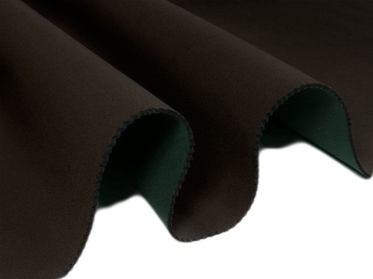 pianka-neopren-3-mm-oliwkowo-ciemnobrazowa-305-141 (1).jpg