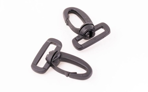 Karabinek plastikowy obrotowy 20mm Czarny 20szt