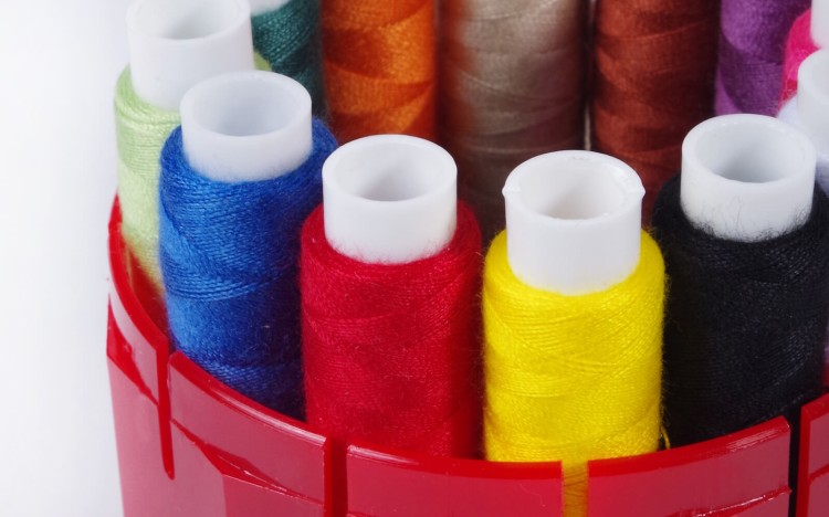 Zestaw nici Poliestrowych AGA 12 kolorów