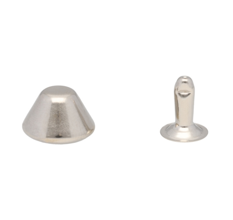 Nity ozdobne Ćwieki 12x8x10 mm TRAPEZ 50szt Srebrny