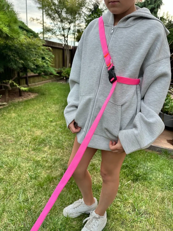 Smycz dla Psa z Amortyzatorem 480cm RÓŻ NEON Regulowana HandsFree Made in Poland