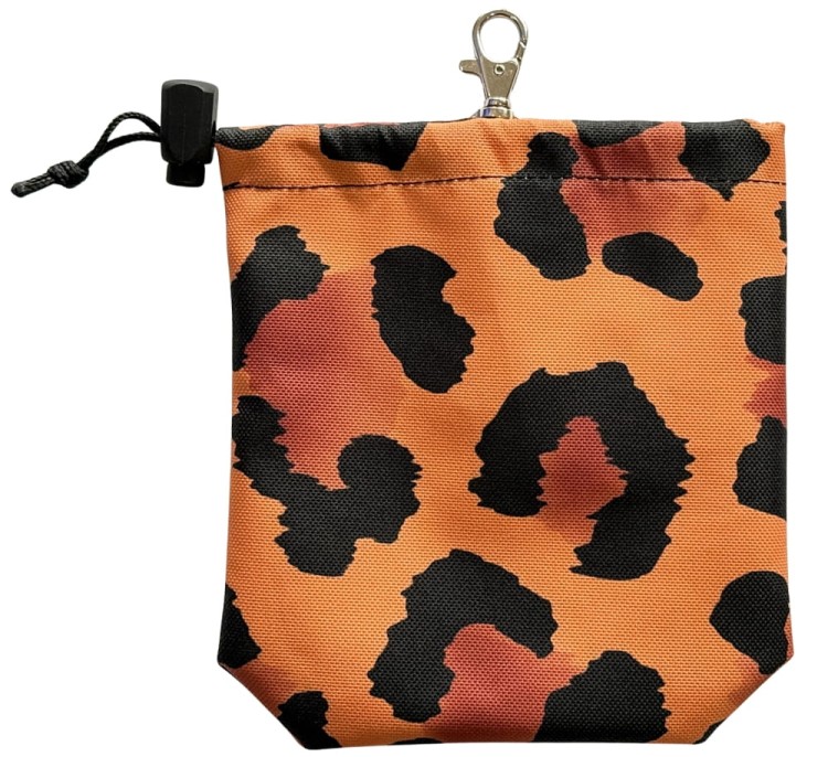 woreczek na smaczki pantera Zepnij 1.jpg