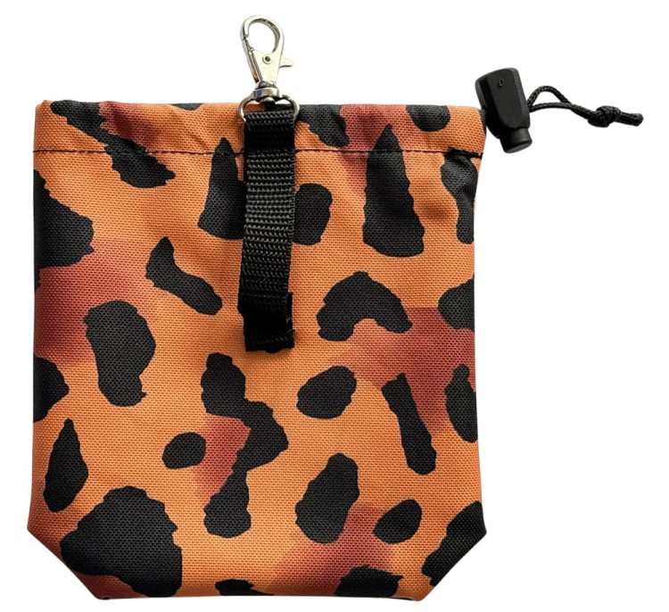 woreczek na smaczki pantera Zepnij 2.jpg