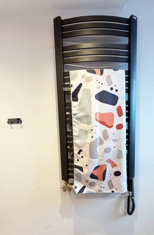 Ręcznik szybkoschnący z mikrofibry 80×100 cm LASTRYKO Zepnij